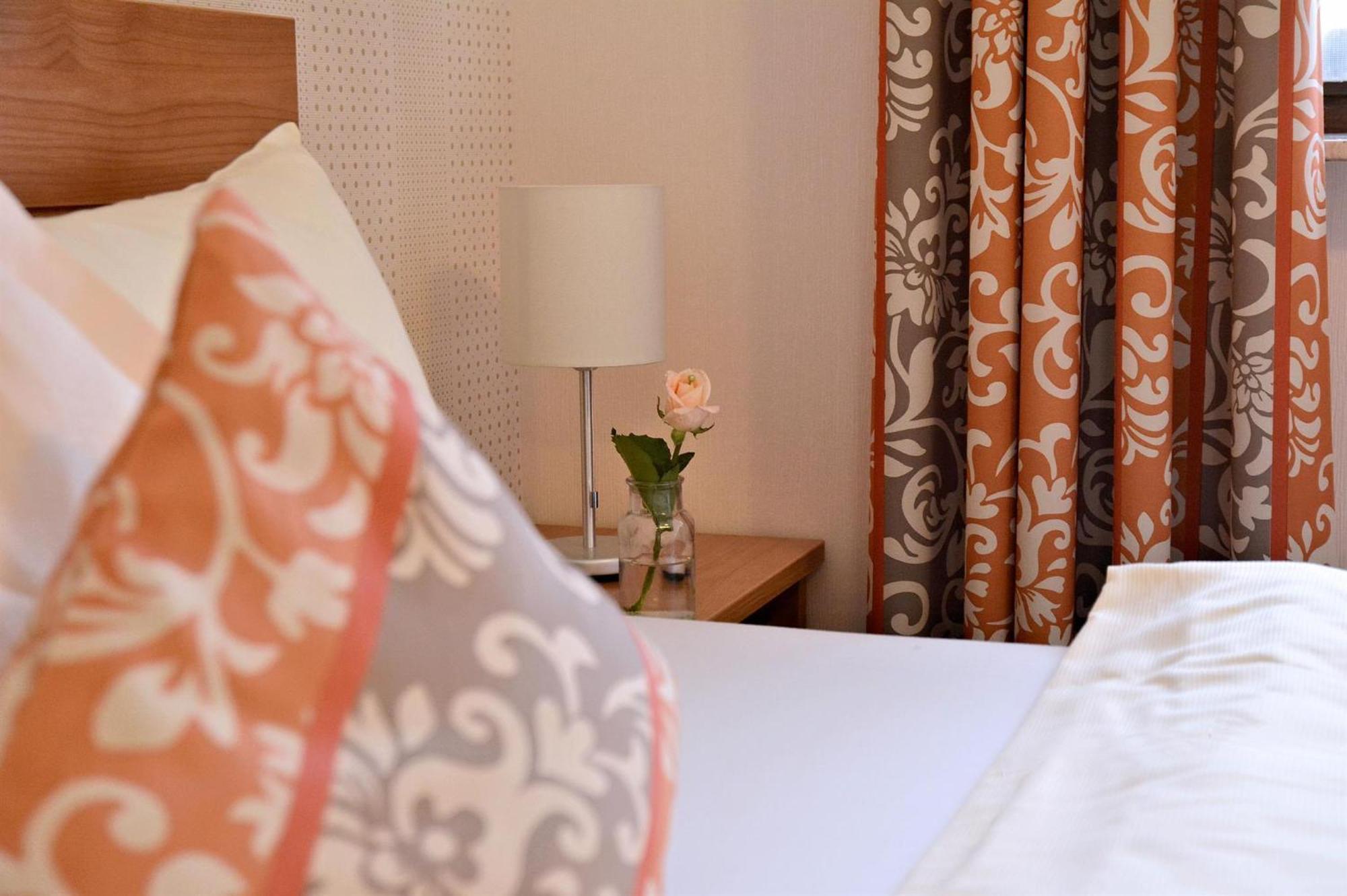 Rosenhotel Scherer Schiffweiler 外观 照片