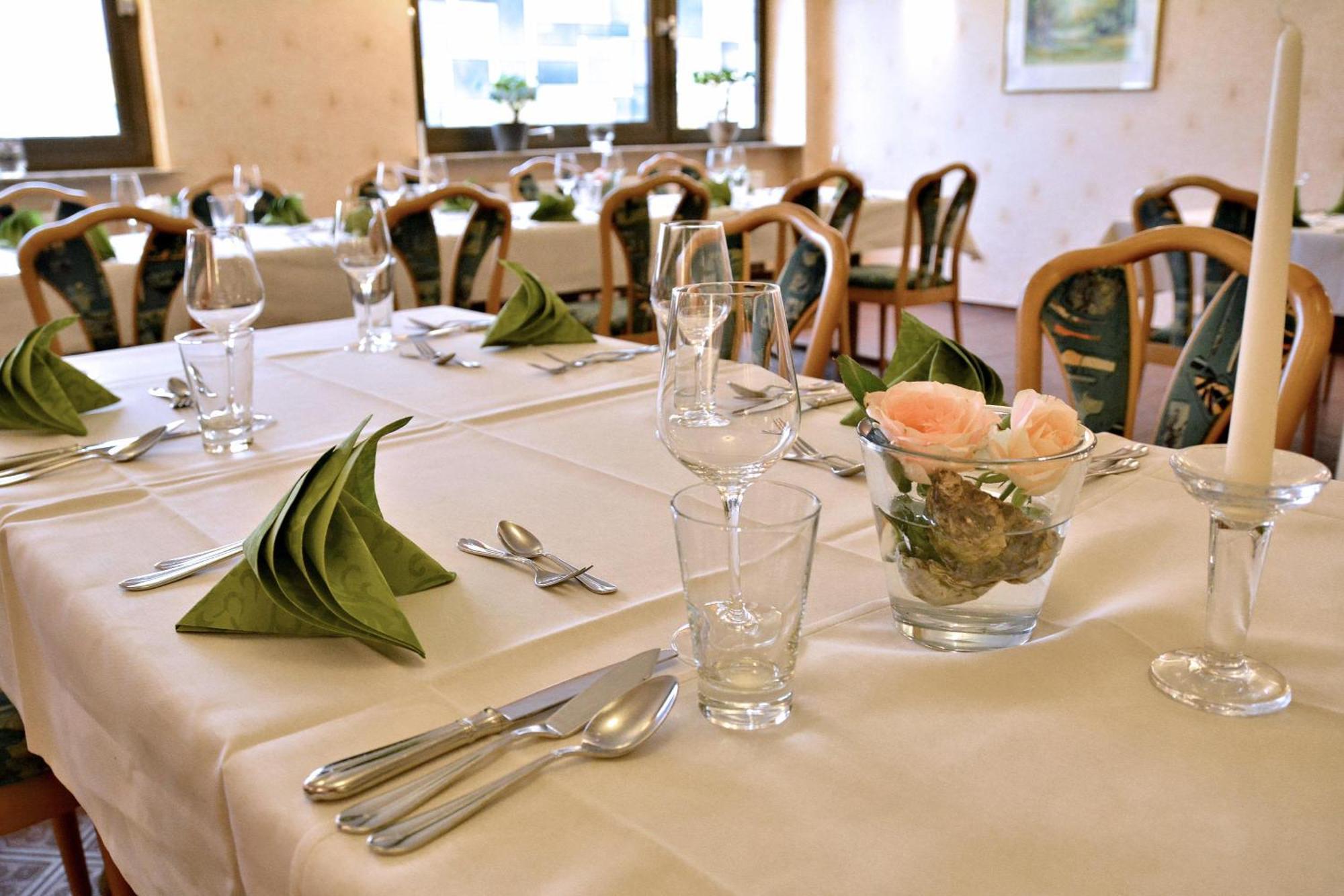 Rosenhotel Scherer Schiffweiler 外观 照片