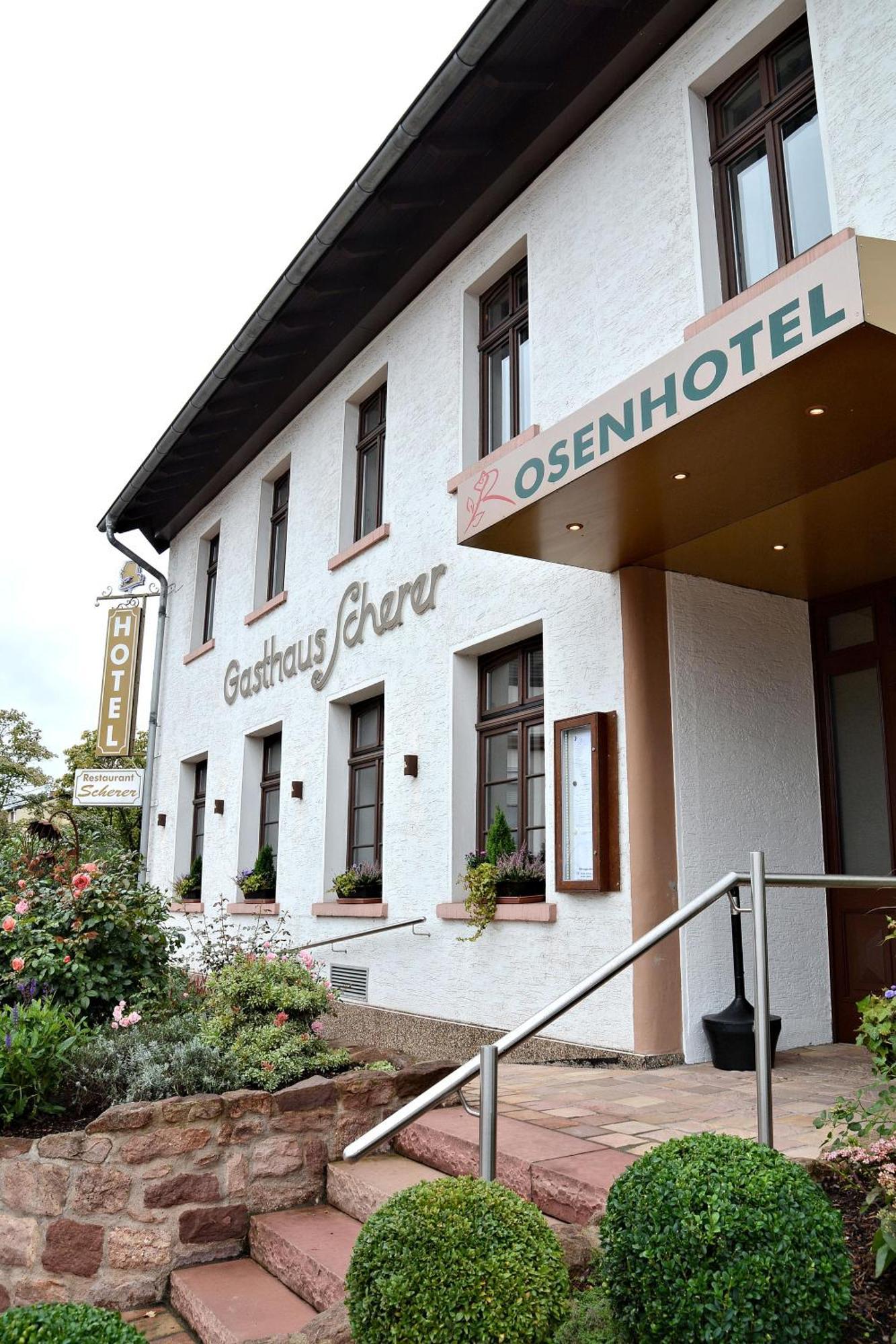 Rosenhotel Scherer Schiffweiler 外观 照片