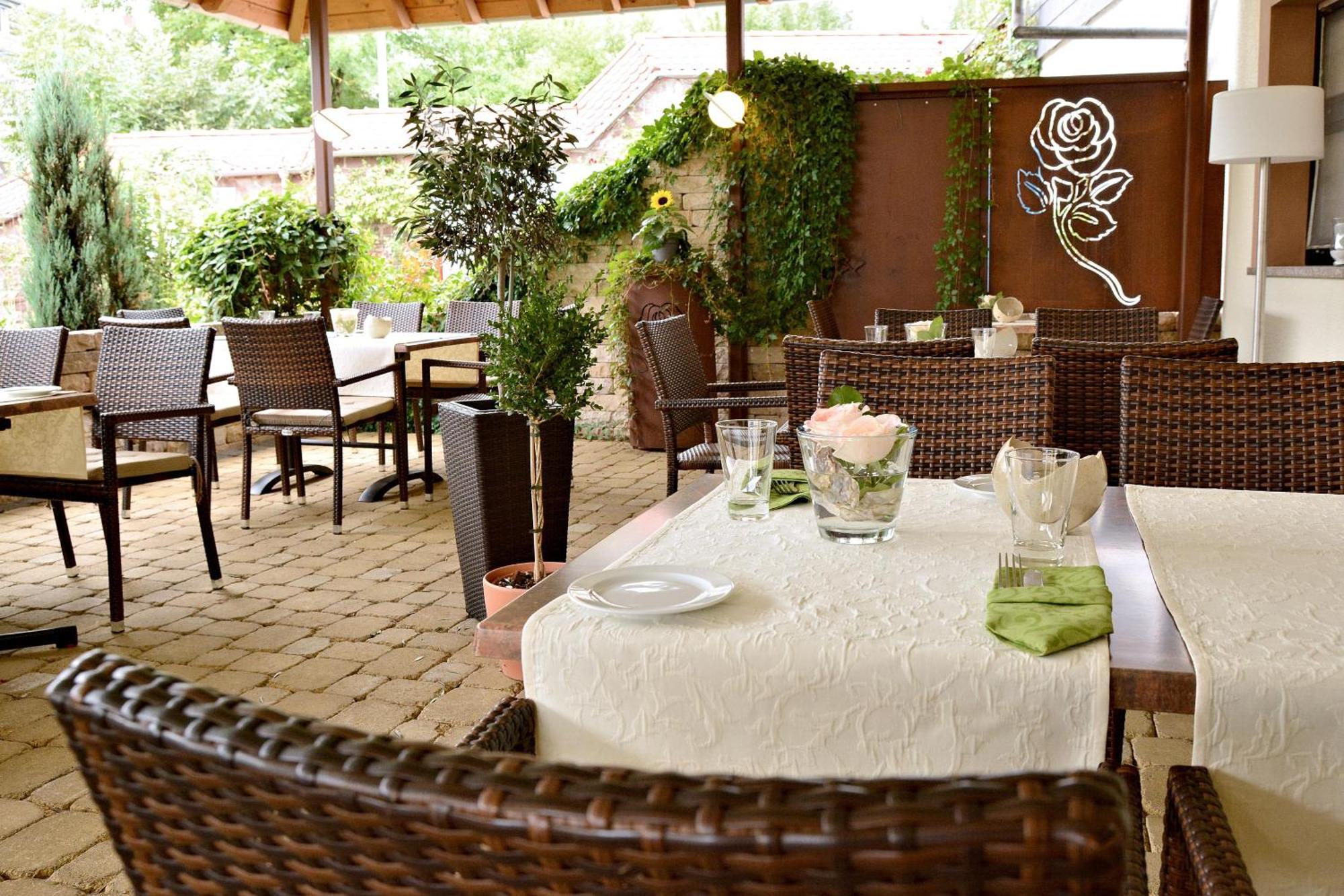 Rosenhotel Scherer Schiffweiler 外观 照片